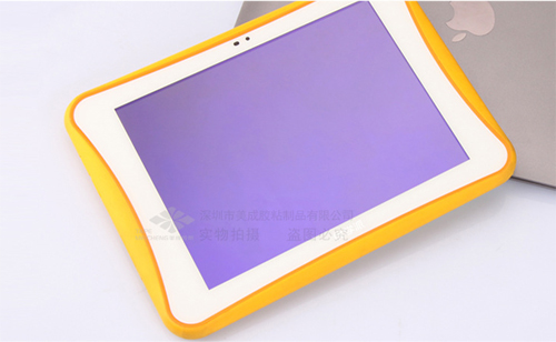 學習平板貼防藍光膜，上網課、健康護眼兩不誤